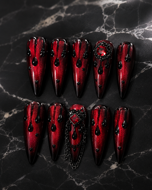 Crimson Veil Nailset